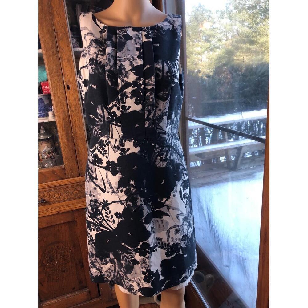 Ann Taylor Black White Floral Print A-Line Midi Sleeveless Dress Size 6
